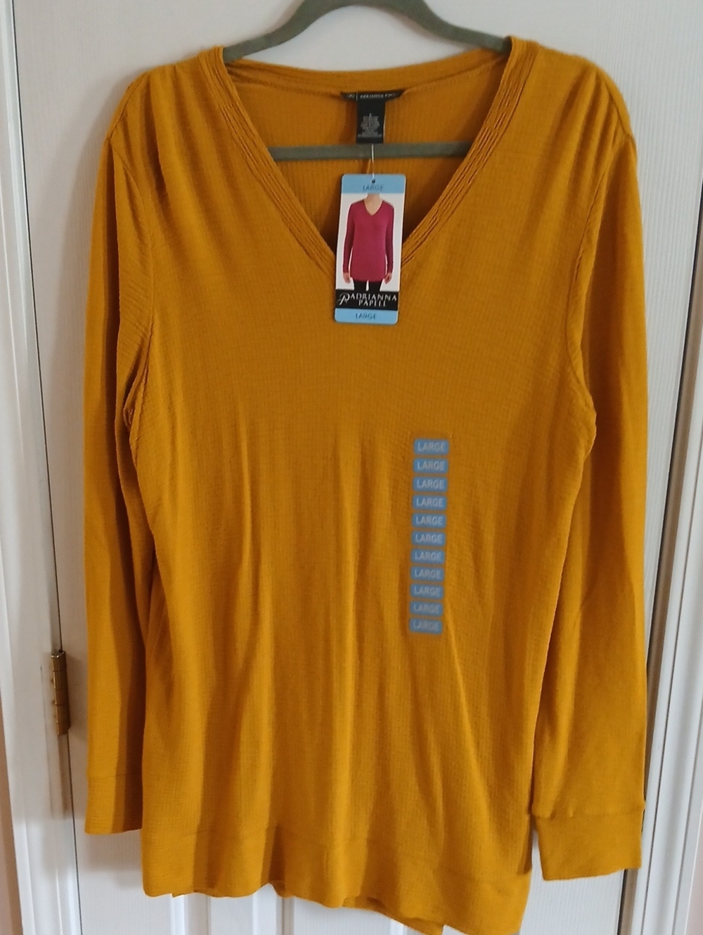 ADRIANA PAPELL Mustard Yellow V-Neck Long Sleeve Top Size Large